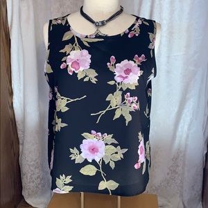 Petite Sophisticate medium flowered tank, petite